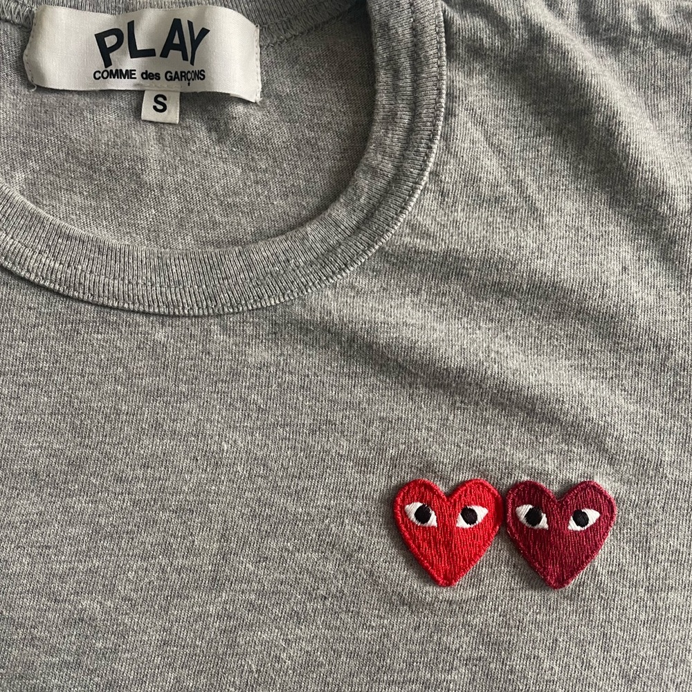COMME des GARCONS PLAY
